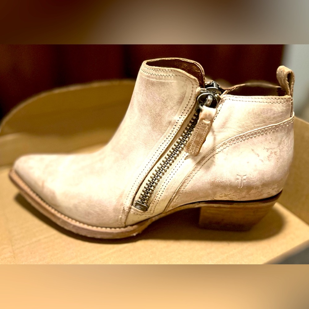 Sacha Moto Short FRYE Woman’s boots